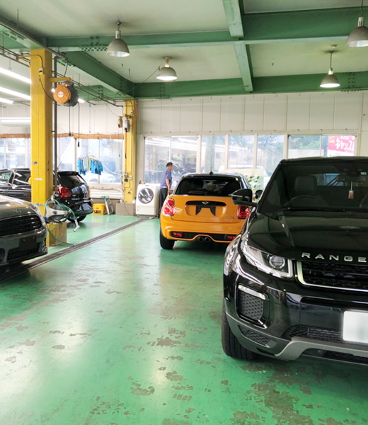 昌山自動車ガラスのコンセプト　自動車ガラスの専門店です。自動車ガラス修理・交換、カーフィルム、ボディーコーティングで有名です。高級車の施工実績も多数あり、自動車ディーラーからも選ばれています。